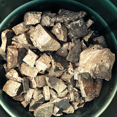 Aleación maestra de aluminio y tungsteno AlW5 con 5% de contenido de W en lingote para refinamiento de grano