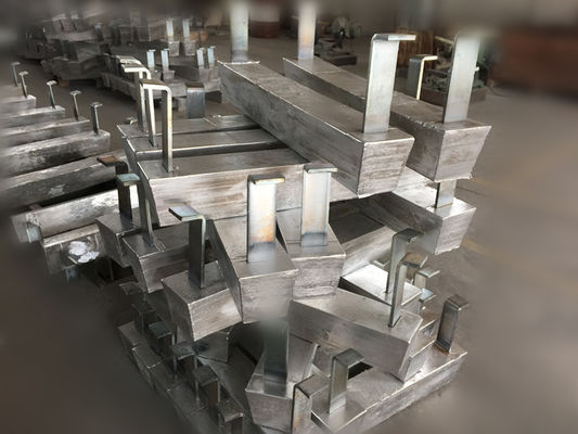 Separador de ánodo de aluminio resistente a la corrosión para protección catódica en alta mar, fundido en aleaciones de bajo contenido de hierro y alta pureza. Nuestros ánodos de aluminio están diseñados según los estándares de NACE, DNV, ISO.