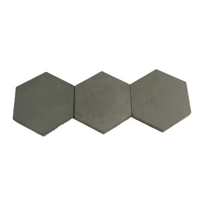 Placa de carburo de silicio para uso industrial con densidad de 3,15 g/cm3 en tamaños 50x50 y 100x100