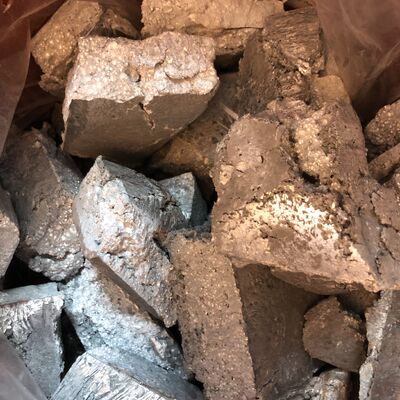 Composición de la aleación MgBa10 Aleación madre de magnesio Sólido gris plateado y aleaciones madre de aluminio para aplicaciones industriales
