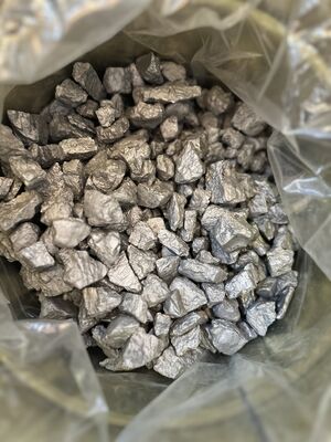 AlMo10 Aluminum Molybdenum Master Alloy Lump 10-40 mm with 10% Molybdenum Content for High Temperature Aluminum Alloy Melting and Low Segregation
