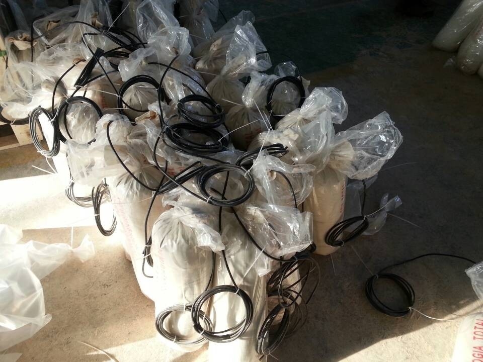 Tubo subterráneo Anodo de magnesio fundido de corrosión con relleno, cables 7.7 Kgs 17 lbs