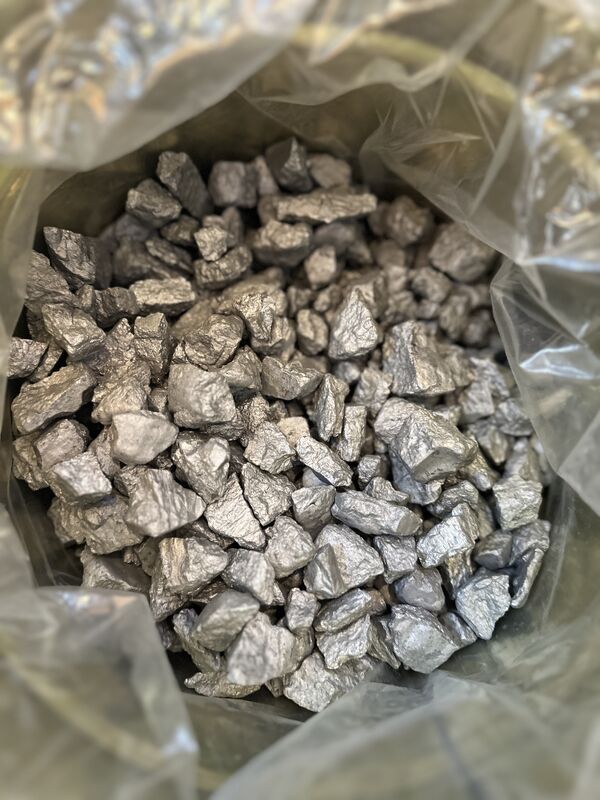 Composición de la aleación MgBa10 Aleación madre de magnesio Sólido gris plateado y aleaciones madre de aluminio para aplicaciones industriales